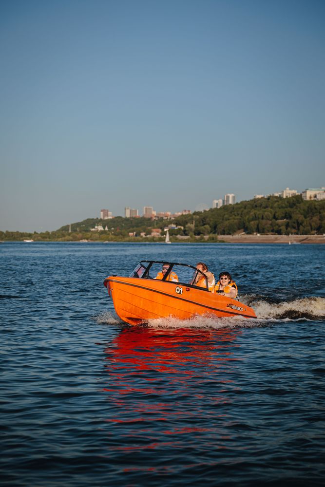 Фото прогулки на катере КапитанGO